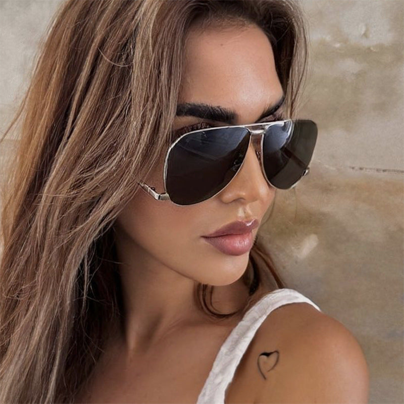 Womens UV-protective Sunglasses